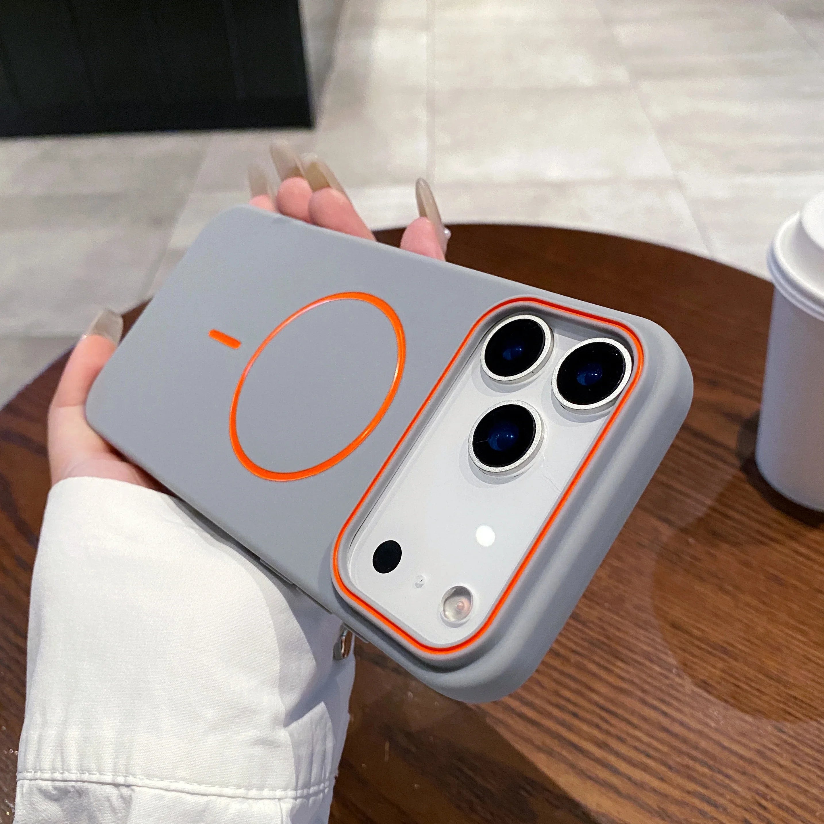 Etui Magnetyczne na iPhone 🧲✨ MagSafe | Matowe