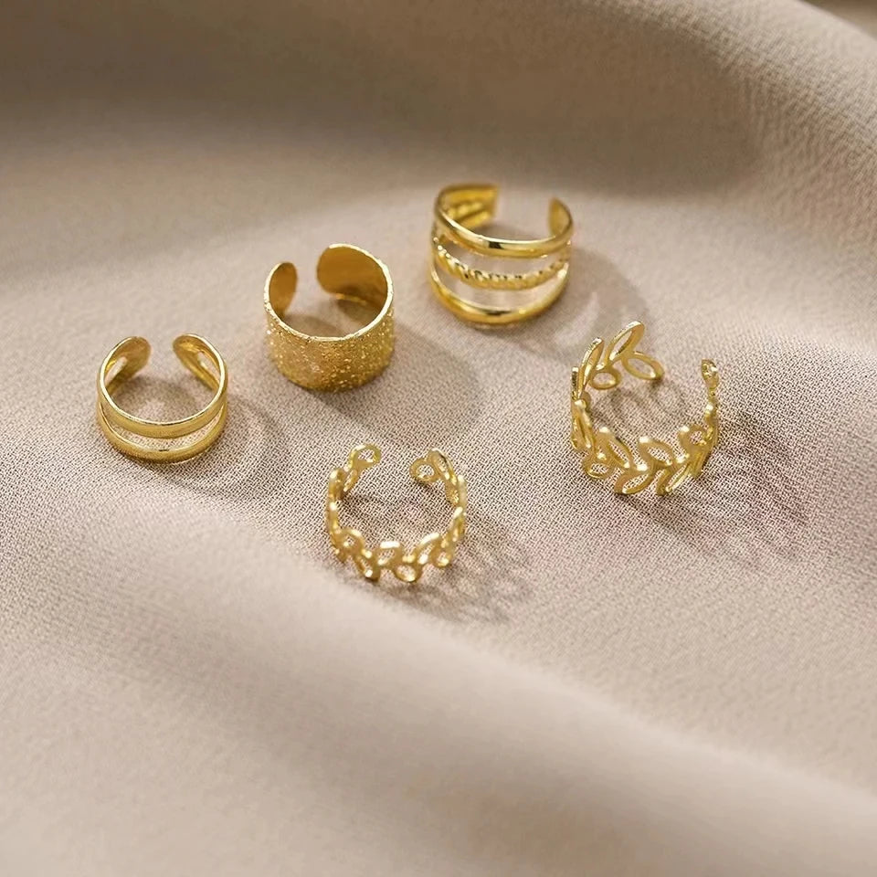 Chic Gold Color Leaves Ear Cuff Black Non-Piercing Ear Clips Fake Cartilage Earrings Clip Earrings For Women Daily Jewelry