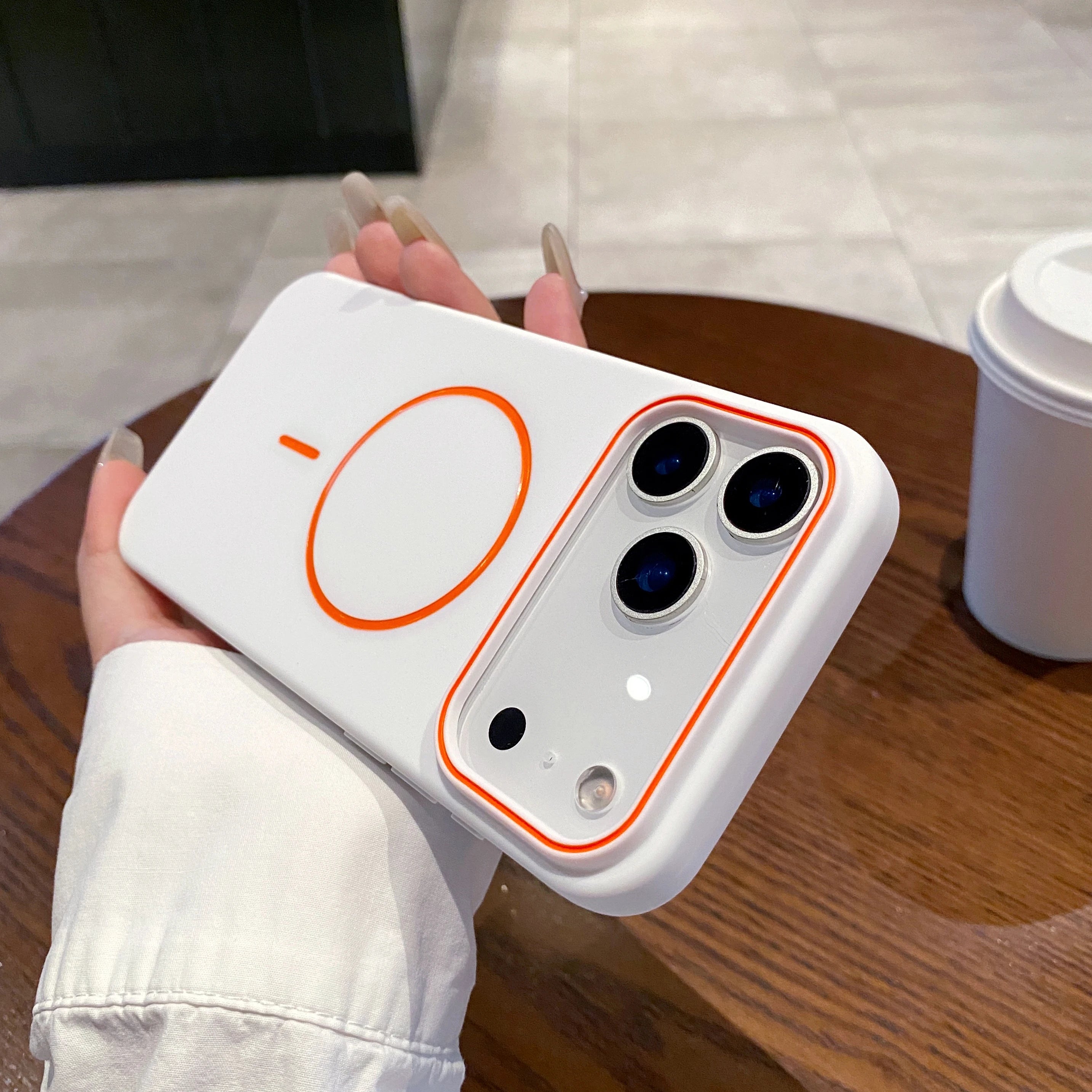 Etui Magnetyczne na iPhone 🧲✨ MagSafe | Matowe